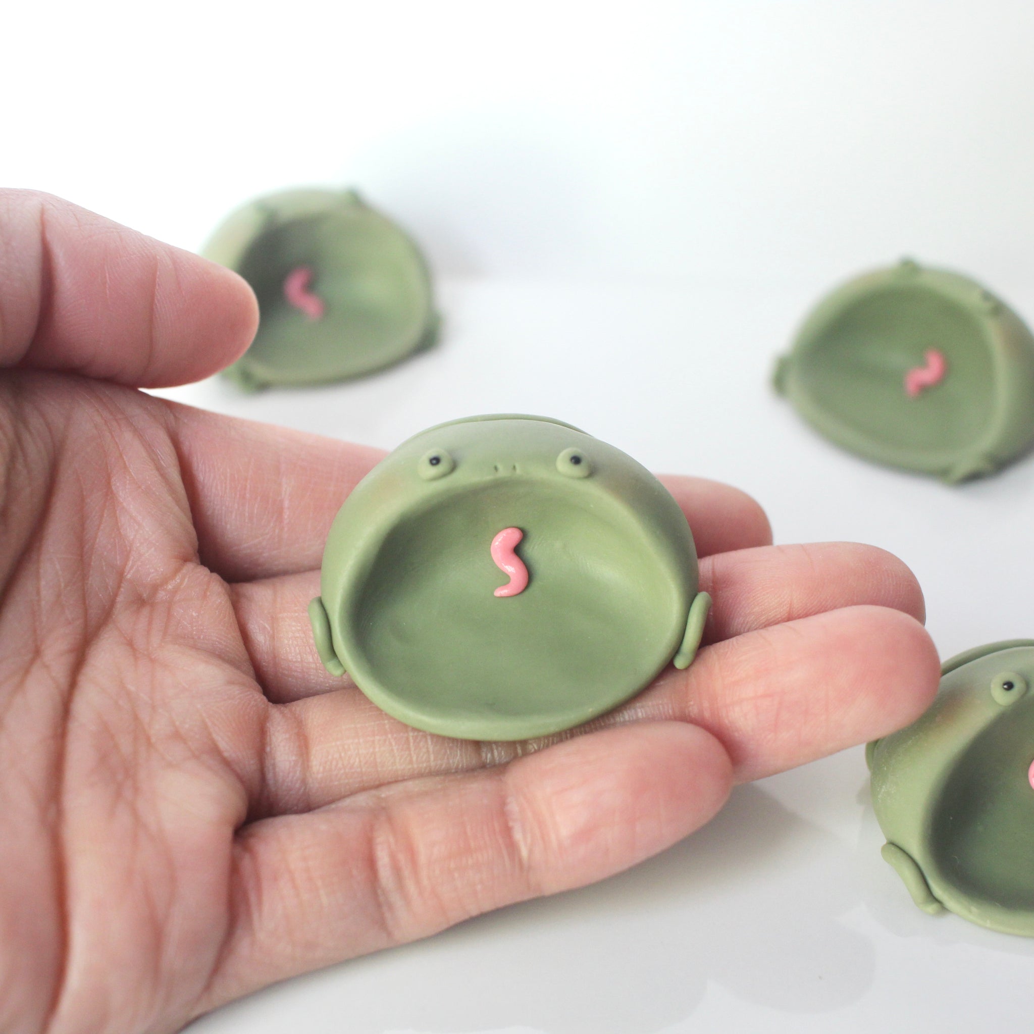 Froggo Photo Card Stand