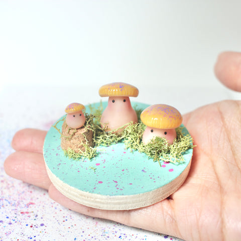 Mossy Shroom Family (Yellow)