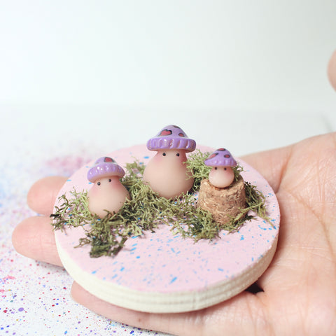 Mossy Shroom Family (Purple Spotted)